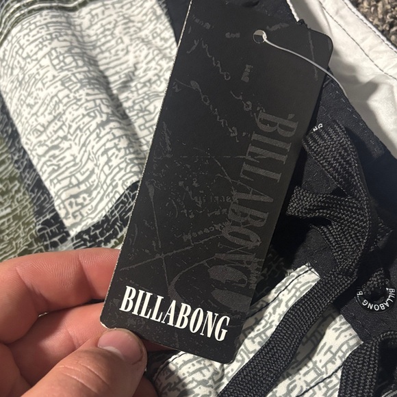 Billabong Men's Checkered Swim Shorts - Black and Green - Picture 2 of 2